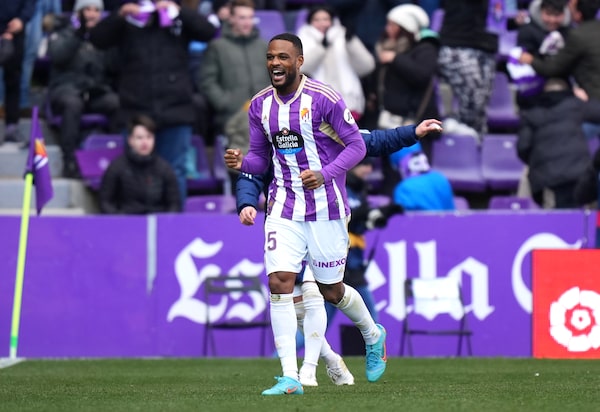 Canada's Cyle Larin has dream debut in Spain, scores winner for Real  Valladolid - The Globe and Mail