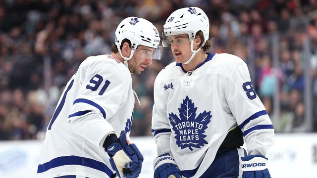 Maple Leafs looking to keep momentum going in California against