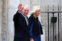 LONDON, ENGLAND - JANUARY 29: Britain’s King Charles III and Queen Camilla are seen leaving The London Clinic on January 29, 2024 in London, England. The King has been receiving treatment for an enlarged prostate, spending three nights at the London Clinic and visited daily by his wife Queen Camilla. (Photo by Peter Nicholls/Getty Images)