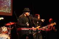 Maple Blues Awards. Story focuses on the Blackburn Brothers band.