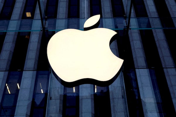 US sues Apple for monopolising smartphone market