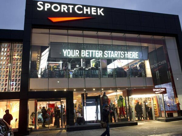What made Sport Chek to swap newspaper for Facebook ads