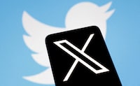 FILE PHOTO: The logo for  social media platform X, following the rebranding of Twitter, is seen covering the old logo in this illustration taken, July 24, 2023. REUTERS/Dado Ruvic/Illustration/File Photo