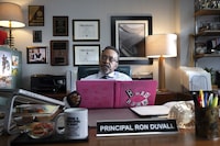 This image released by Paramount Pictures shows Tim Meadows in a scene from "Mean Girls." (Jojo Whilden/Paramount via AP)