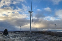 FILE PHOTO:  A view of the Roan onshore wind farm, as a Norwegian case over indigenous rights continues, in the Fosen region, Norway November 12, 2021. REUTERS/Nora Buli/File Photo
