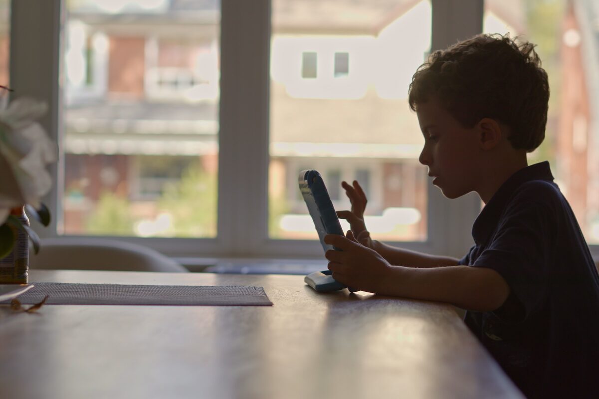Screened Out takes you through real-life horror of children’s pervasive ...