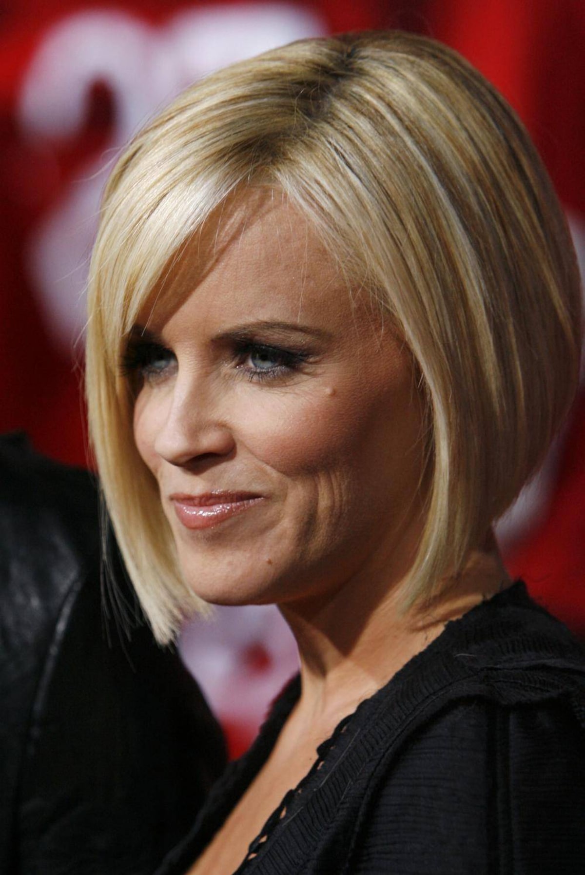 Why there’s nothing sexy about Jenny McCarthy’s e-cigarette commercial ...