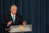 FILE PHOTO: Portuguese President Marcelo Rebelo de Sousa speaks during the swearing-in ceremony of the new government, at Ajuda Palace in Lisbon, Portugal April 2, 2024. REUTERS/Pedro Nunes/File Photo