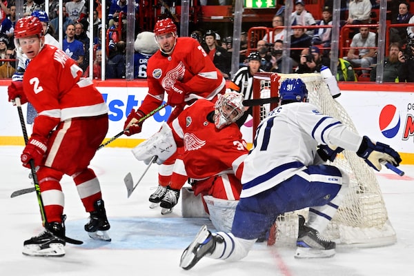 Nylander powers Maple Leafs over Red Wings in Sweden - The Globe and Mail