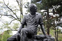 May 20, 2008 -The recently unveiled memorial statue of Al Purdy in Queen's Park.  Al Purdy was one of Canada*s most beloved poets. 
Photo: Charla Jones/Globe and Mail