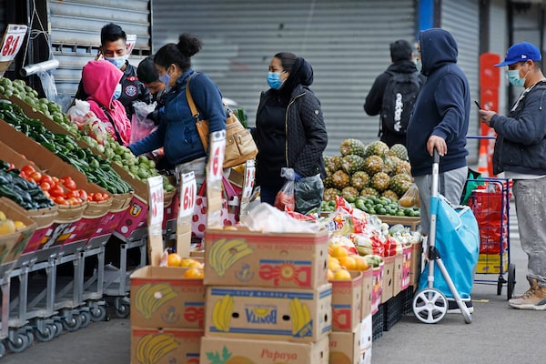Locked down shoppers turn to vegetables, shun ready meals - The