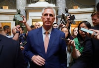 Speaker of the House Kevin McCarthy talks to reporters about the debt ceiling after the departure of White House negotiators, at the U.S. Capitol in Washington, U.S., May 23, 2023.  REUTERS/Kevin Lamarque