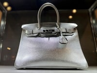 View of a Hermes Silver Metallic Chevre Birkin 30 bag up for auction at Sotheby's in New York City, U.S., June 1, 2023. REUTERS/Roselle Chen/File Photo