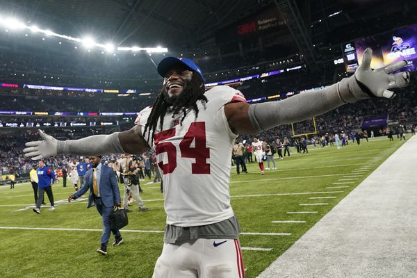 Giants outlast Vikings for first playoff win in 11 years - The Globe and  Mail