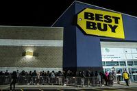 FILE PHOTO - People wait in line to shop at Best Buy during a sales event on Thanksgiving day in Westbury, New York, U.S., November 22, 2018. REUTERS/Shannon Stapleton