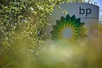 A photograph taken on April 30, 2022 shows the logo of the multi-national oil and gas company BP (British Petroleum) at a petrol station in Tonbridge, south east of London. - Britain has been hit hard by rocketing prices of gaz and fuel after the invasion of Ukraine by key gas producer Russia. Britain has vowed to become carbon net zero by 2050, but recently announced plans to drill for more North Sea fossil fuels as it seeks to secure energy independence and axe Russian imports. (Photo by Ben Stansall / AFP) (Photo by BEN STANSALL/AFP via Getty Images)